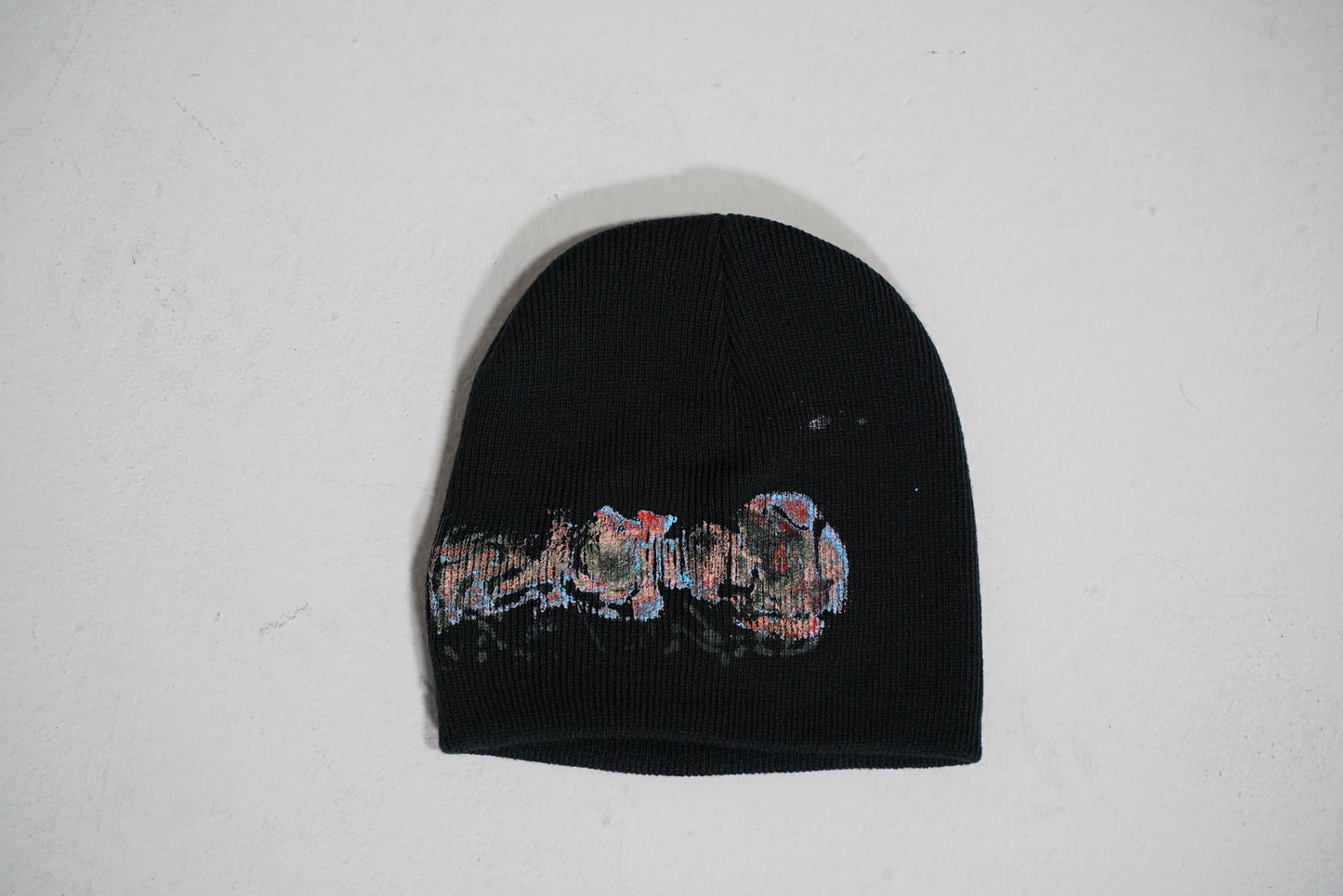 Loose Links Reversible Abstract Beanie